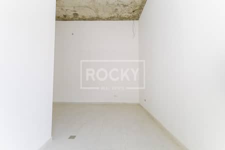 Shop for Rent in Al Jafiliya, Dubai - Shell & Core | Ready to Move | Brand New
