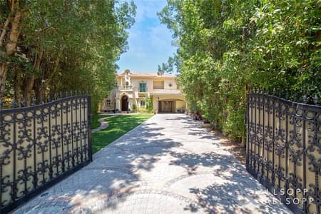 EF Villa | Upgraded | City Skyline View EF Villa | Upgraded | City Skyline View