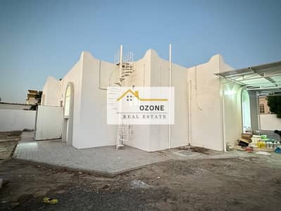 MODREN VILLA AT PRIME LOCATION BRAND NEW AND EFFORDABLE PERFECT FOR FAMILIES