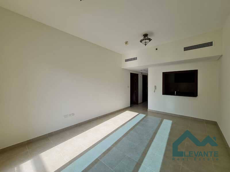 1BHK + LAUNDARY ROOM | COVERED PARKING | FOR SALE 1BHK + LAUNDARY ROOM | COVERED PARKING | FOR SALE