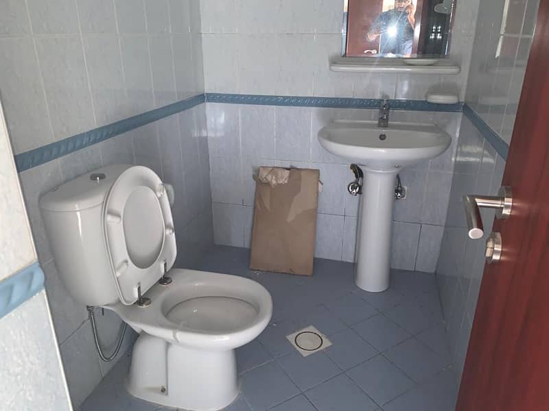 12 f6cda5d0-f7bd-4fc2-b279-e710278d0808. jpg