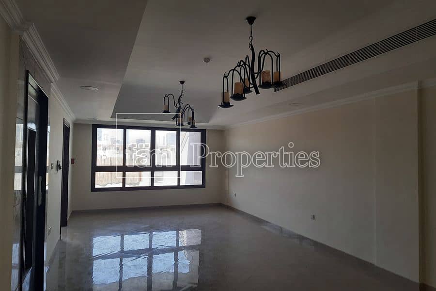 2 5 BEDROOM PLUS MAID ROOM WITH ELEVATOR