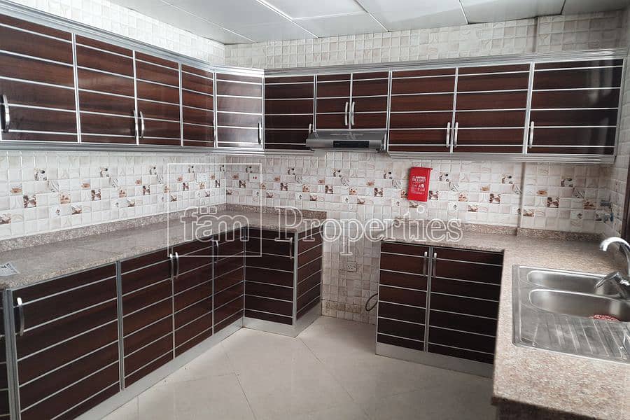 12 5 BEDROOM PLUS MAID ROOM WITH ELEVATOR
