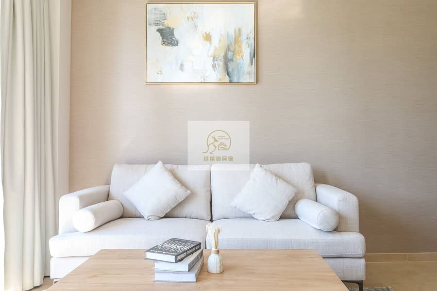 5 1 Living Room (3). jpg
