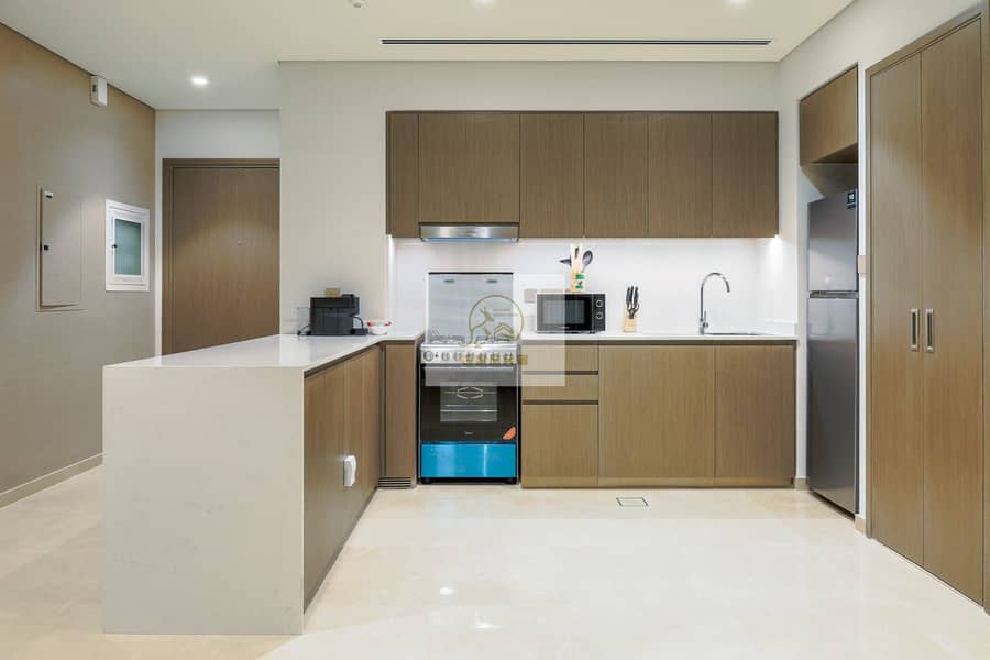 10 3 Kitchen (1). jpg