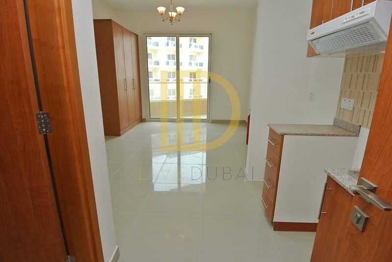 Квартира в Дубай Продакшн Сити，Лейксайд，Лаго Виста Си, 375000 AED - 10275599