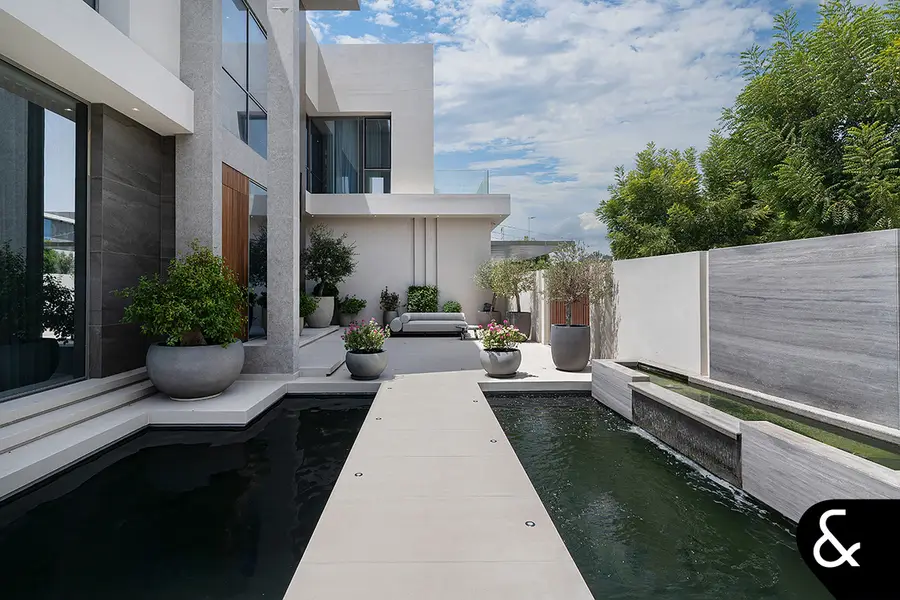 High End Finishes | Vastu Compliant
