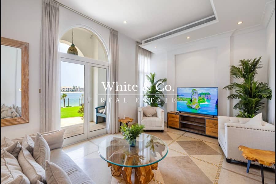 Luxurious | Bills included | Vacant Now Luxurious | Bills included | Vacant Now