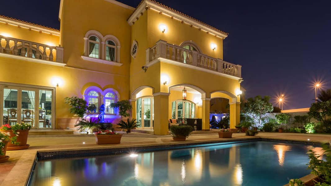 Contemporary Family Villas In Jumeirah Park