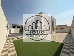 فیلا في الظيت الجنوبي،الظيت 5 غرف 2200000 درهم - 10281637