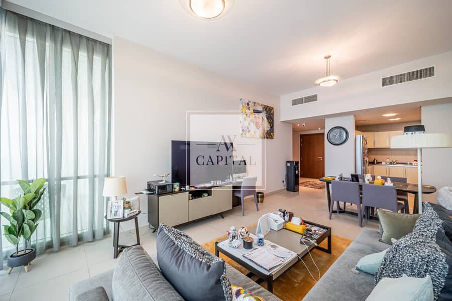 Vacant | Fully Furnished | Prime Location Vacant | Fully Furnished | Prime Location