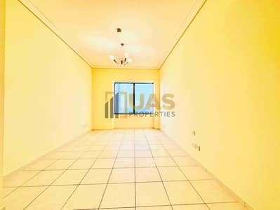 Spacious 3BHK | Closed Kitchen | Near Metro Station
