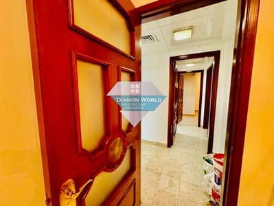 فلیٹ 2 غرفة نوم للايجار في شارع حمدان، أبوظبي - IMG-20241201-WA0025. jpg
