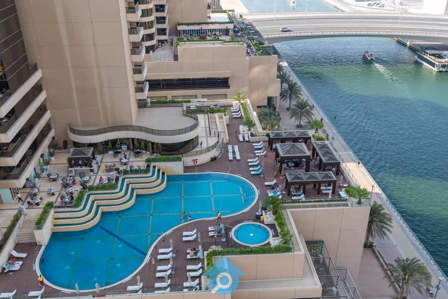 12 Grosvenor house pool 1204 _ 2 BR-40. jpg