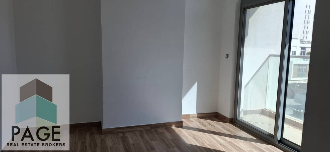 8 1000294264. jpg