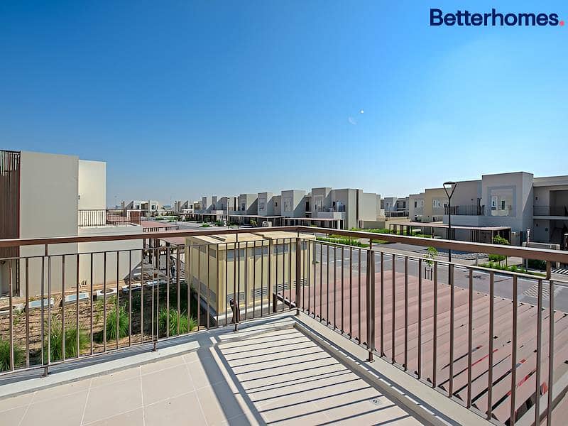 Brand New | Large Terrace | Backing Pool