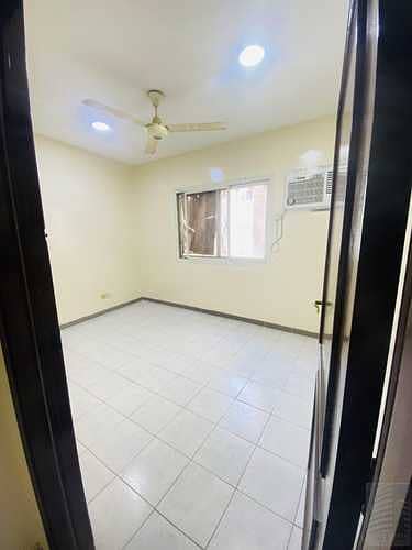 ONE BED ROOM HALL AVAILABLE IN AL MUTEENA DEIRA DUBAI