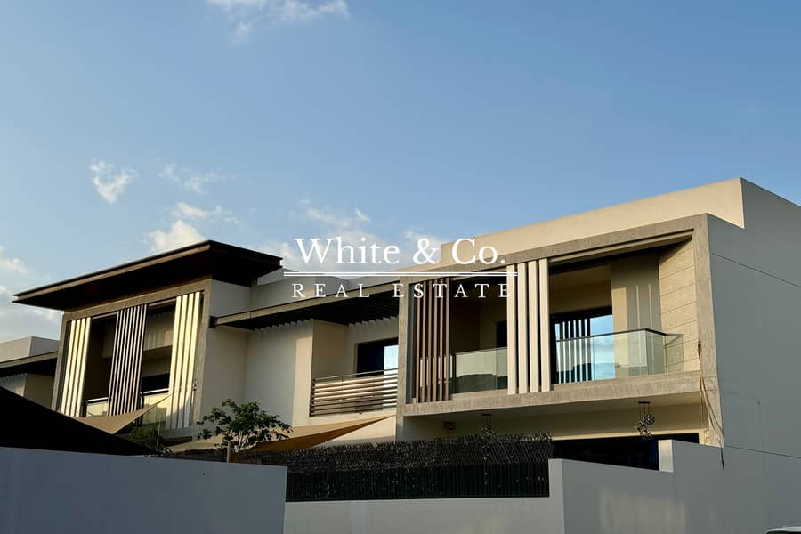 Huge BUA | Modern Finishing | Corner Unit Huge BUA | Modern Finishing | Corner Unit