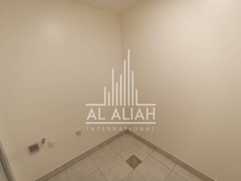 4 WhatsApp Image 2024-12-04 at 13.39. 55_5724baf7. jpg