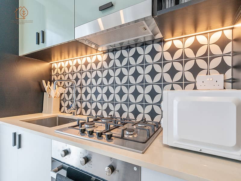 Fully Furnished | 2-Bed | Golf Views