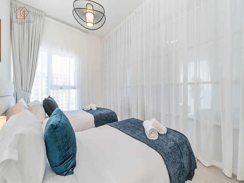 Fully Furnished | 2-Bed | Golf Views - Image 13