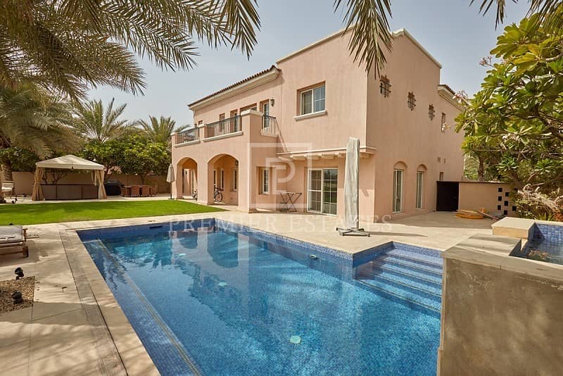 6BR Villa with Pool - Golf Course views - Mirador