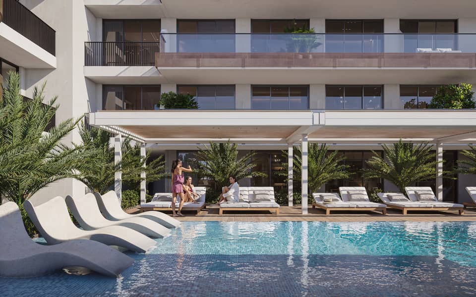 25 Swimming Pool. jpg