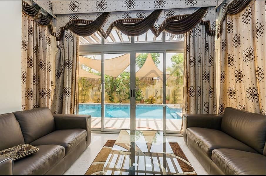 Vacant Luxurious 5 Bed Villa with Private Pool