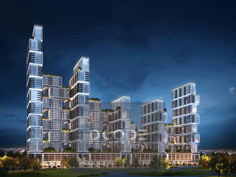 35 One-UPS-Courtyard_01. png
