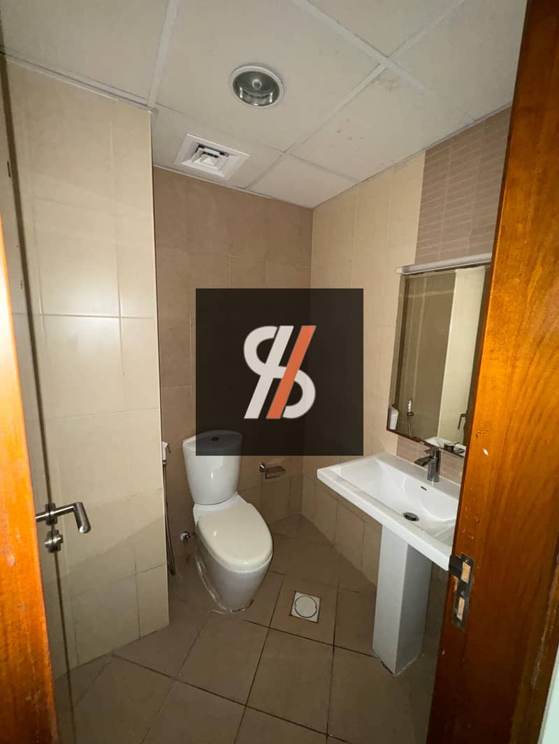 7 6. jpg