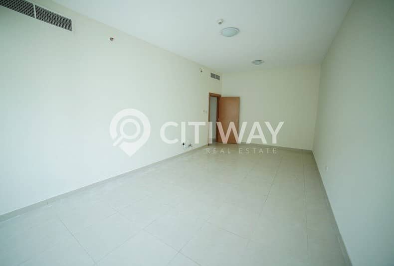 Perfectly Priced Apartment Accessible to Main Roads and Metro