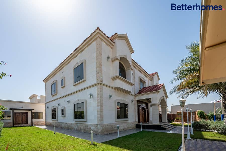 Furnished or Unfurnished | Luxury | Landscaped