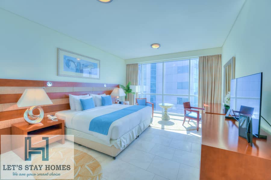 2 3 Bed - King bed 1. jpg