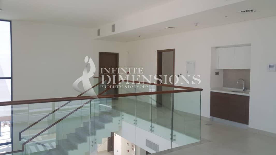 Amazing 4 Bedroom Villa in West Yas!!!