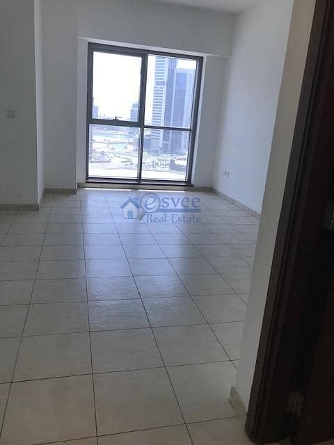 Three Bedroom for Rent in Exe Tower G Three Bedroom for Rent in Exe Tower G