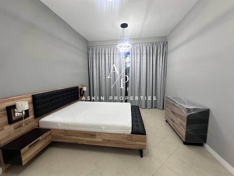 8 bd6b1923-ed8c-44cb-aa7a-6d2617d81ec5. JPG