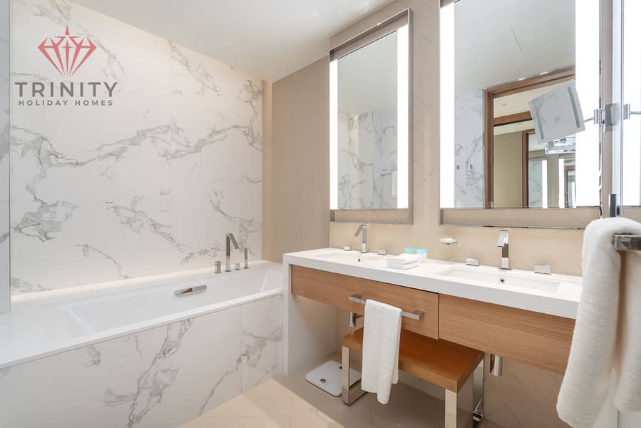 20 master bathroom 1. jpg