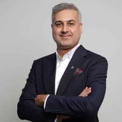 Omid Ramezani