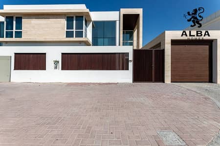 Luxurious | Spacious | Private Pool