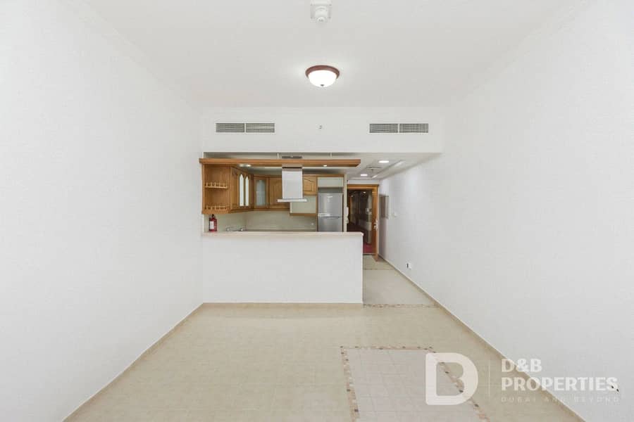 Квартира в Дубай Силикон Оазис，Вайт Палас, 43000 AED - 10320268