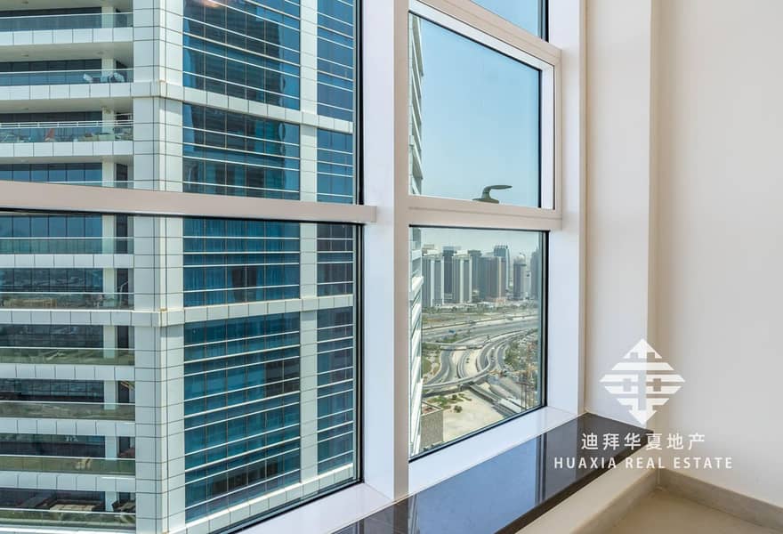 20 4503 - Treplex - 3BHK - HUAXIA_0017_Layer 15. jpg