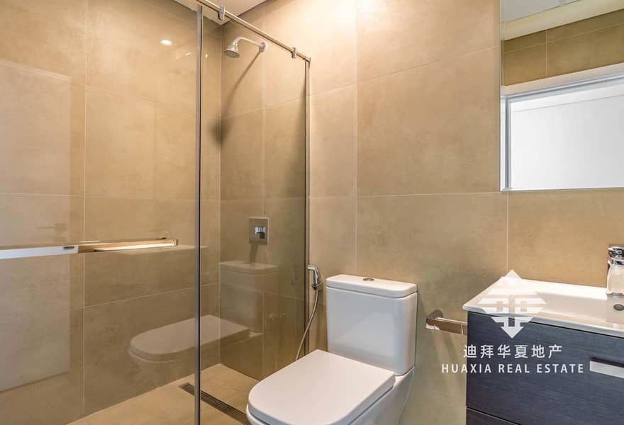 30 4503 - Treplex - 3BHK - HUAXIA_0021_Layer 11. jpg