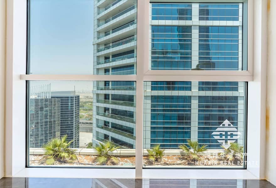 22 4503 - Treplex - 3BHK - HUAXIA_0019_Layer 13. jpg