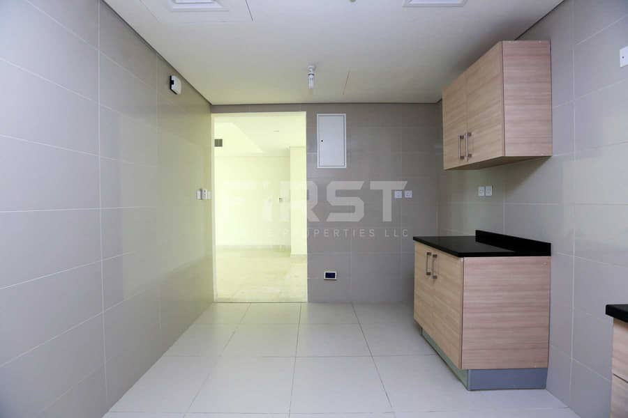 9 Internal Photo of 1 Bedroom Apartment in Ocean Terrace Marina Square Al Reem Island Abu Dhabi UAE (15). jpg