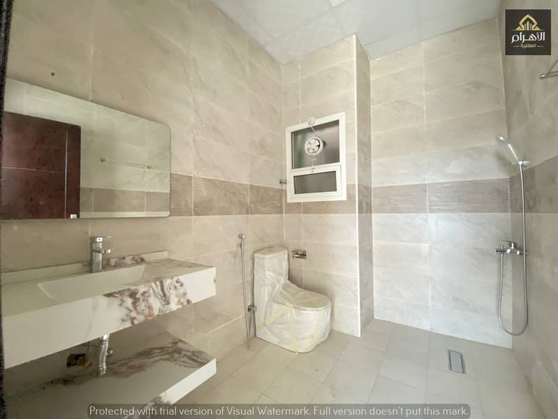 11 de1d16cd-4a13-4320-bb81-12fe5a08edf5. jpg