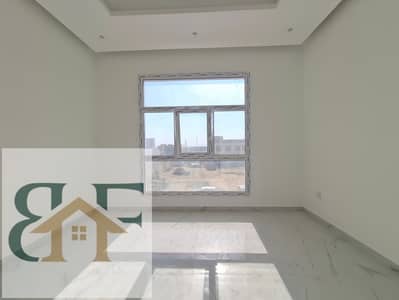 5 Bedroom Villa for Rent in Hoshi, Sharjah - 20241205_132539. jpg