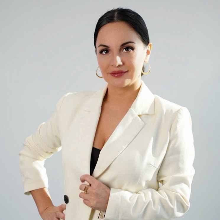 Alexandra Kazaeva Alexandra Kazaeva