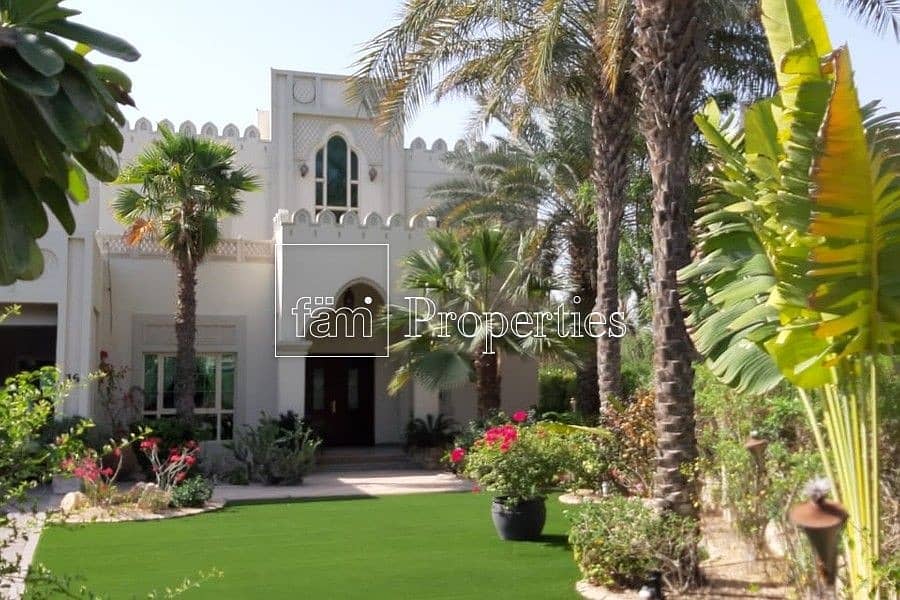 A stunning Mamlouki Villa in Jumeirah Island
