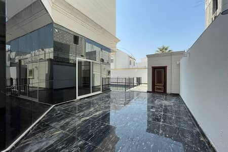 Exclusive Villa | Brand New + Private Pool + Lift