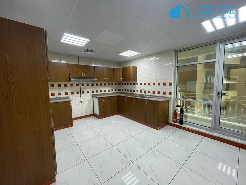 15 Kitchen (A). jpeg